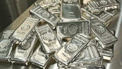 Kıymetli metallerde son dönemde görülen yükseliş eğilimi gümüşte de sert