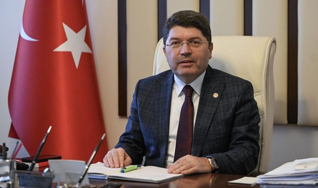 Bakan Tunç, 11. Yargı Paketi ile çocukları ve gençleri sanal