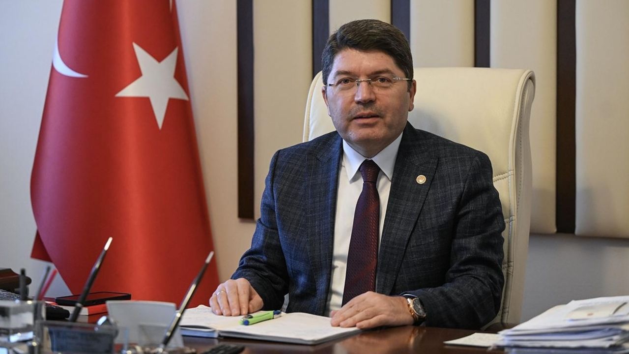 Bakan Tunç, 11. Yargı Paketi ile çocukları ve gençleri sanal