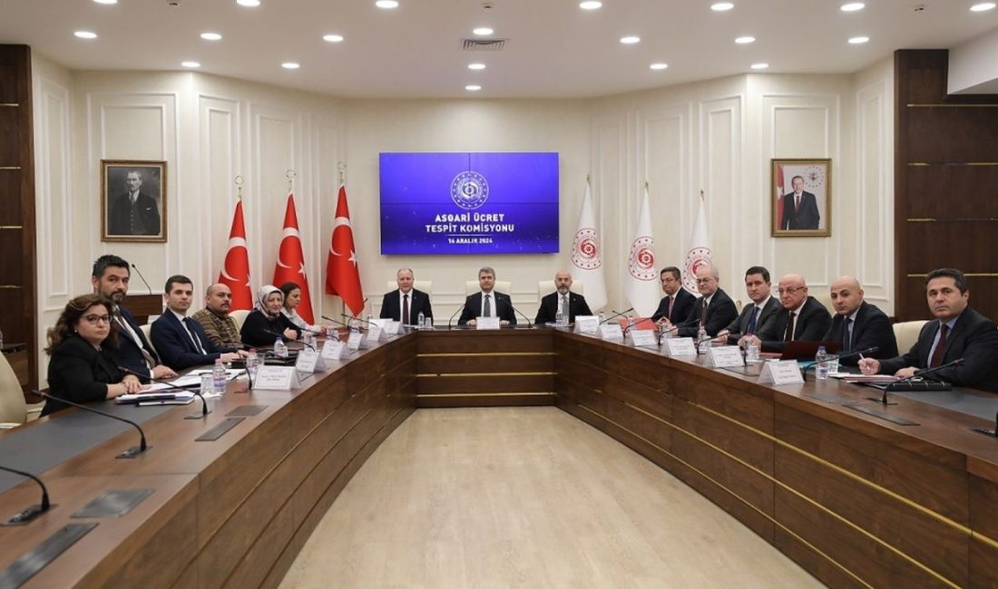 2026’da geçerli olacak asgari ücreti belirlemek üzere Komisyon, Bakanlık ev