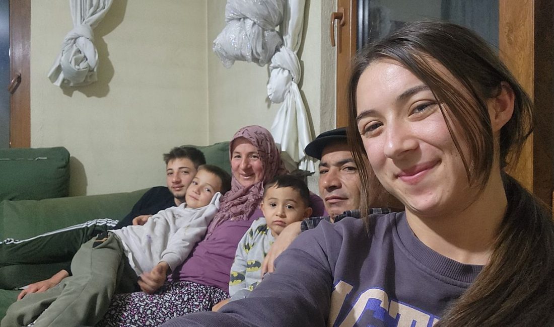 Antalyalı Yörük kadını Helime’nin sosyal medyada günlük yaşamını doğal haliyle