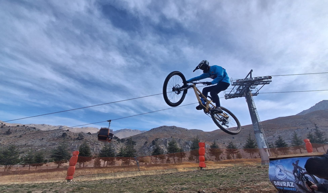 Isparta Davraz Dağı’nda hayata geçirilen yeni dağ bisikleti pistleri; köprüleri,