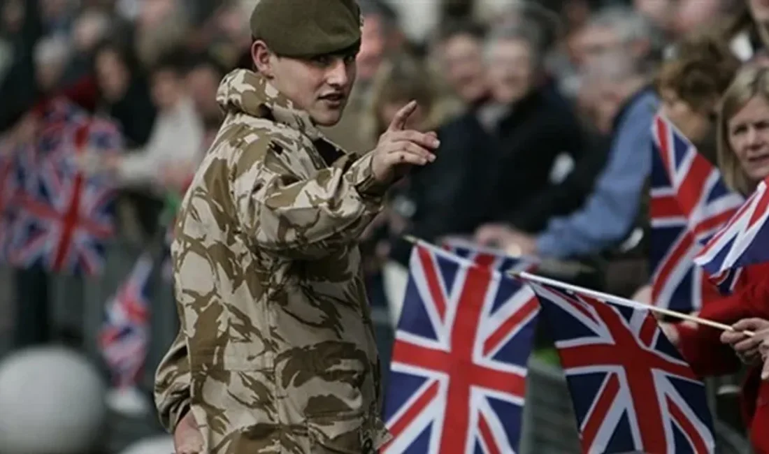 İngiltere Genelkurmay Başkanı Richard Knighton, Rusya’nın ülke için giderek artan