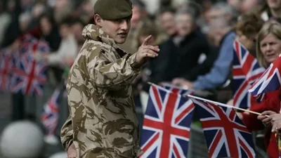 İngiltere Genelkurmay Başkanı Richard Knighton, Rusya’nın ülke için giderek artan