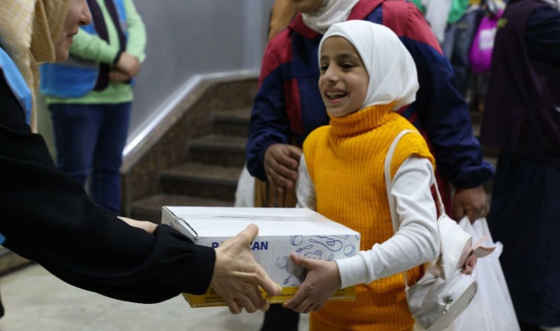 "Bu Ramazan Kalbine Dokun" sloganıyla yola çıkan Yetim Vakfı, Ramazan