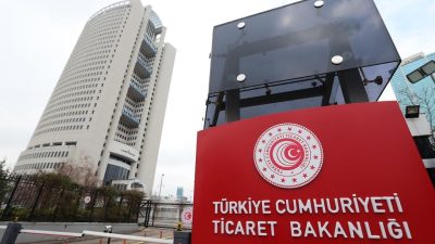 Ticaret Bakanlığı, perakende ticarette belirlenen kurallara uyulmaması halinde uygulanacak idari