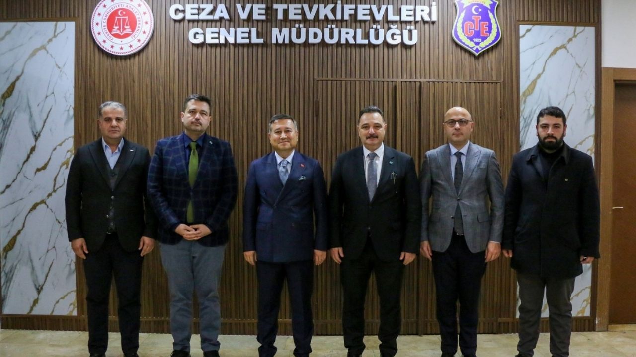 Türk İnternet Medya Birliği (TİMBİR) Genel Başkanı Dr. Süleyman Basa