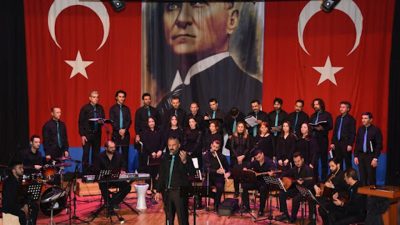 Kırıkkale Millî Eğitim Müdürlüğü tarafından düzenlenen Öğretmenler Korosu Türk Halk