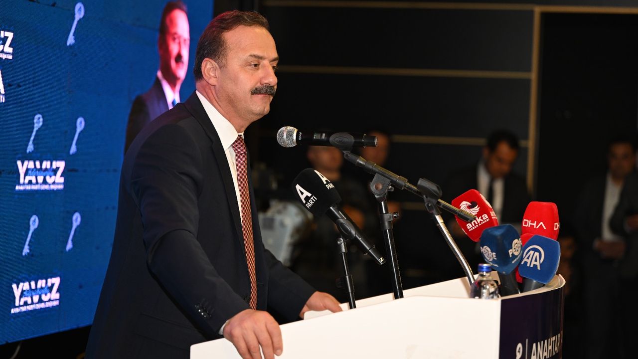 Anahtar Parti Genel Başkanı Yavuz Ağıralioğlu, Adıyaman’da vatandaşlarla buluştu. Ağıralioğlu,