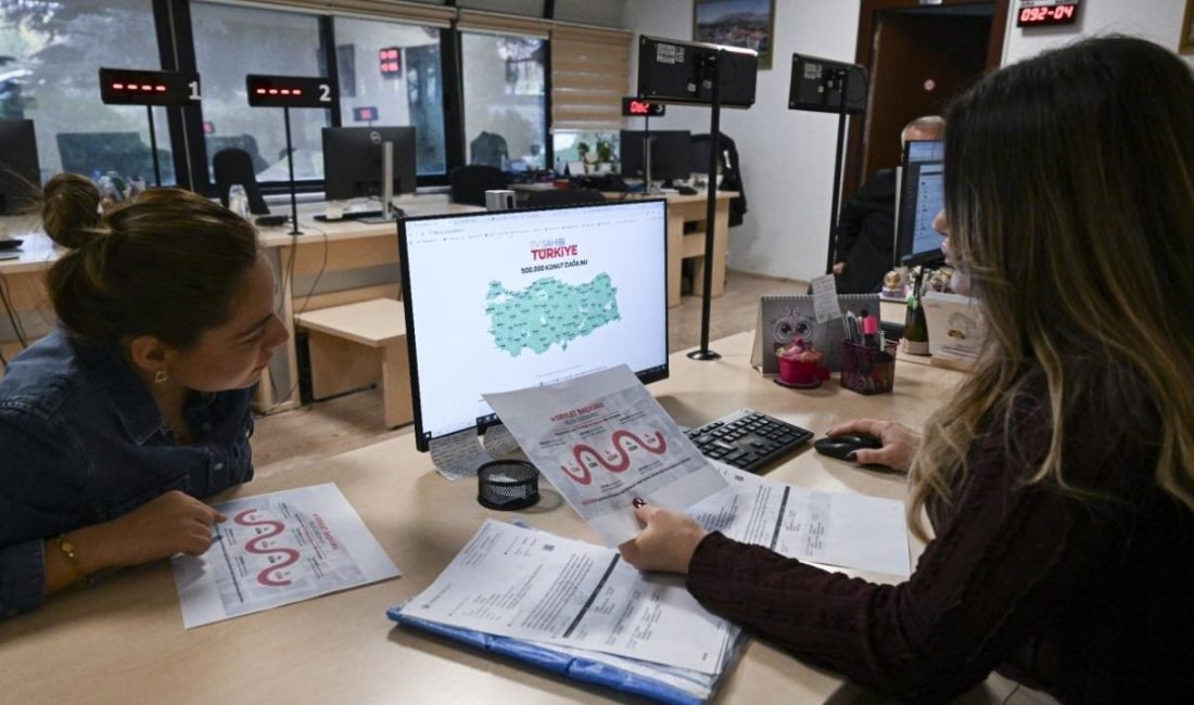 Cumhuriyet tarihinin en büyük sosyal konut hamlesi olarak hayata geçirilen